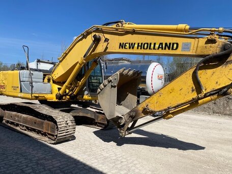 2008 New Holland E215B, 2000000 рублей, вид 1