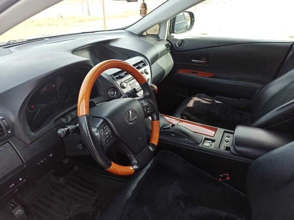 2010 Lexus RX 350 III, чёрный, 2200000 рублей - вид 2