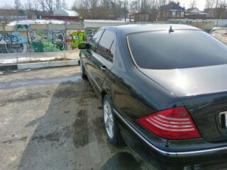 1999 Mercedes-Benz S-Класс 320 IV (W220), чёрный, 650000 рублей, вид 5