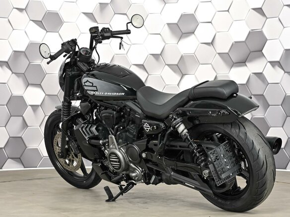 2022 Harley-Davidson Nightster, чёрный, 929000 рублей - вид 7