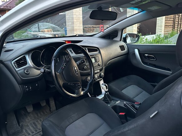 2013 Kia Ceed II, белый, 750000 рублей - вид 7