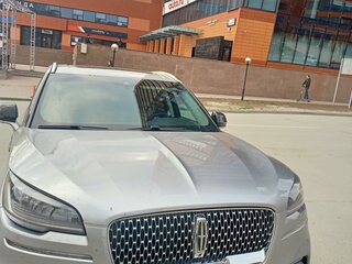 2019 Lincoln Aviator II, серебристый, 5980000 рублей, вид 2