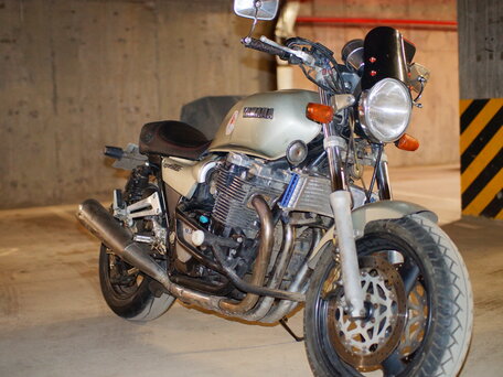 1997 Yamaha XJR1200, серебристый, 420000 рублей, вид 5