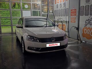 2011 Volkswagen Passat B7, белый, 1560000 рублей, вид 1