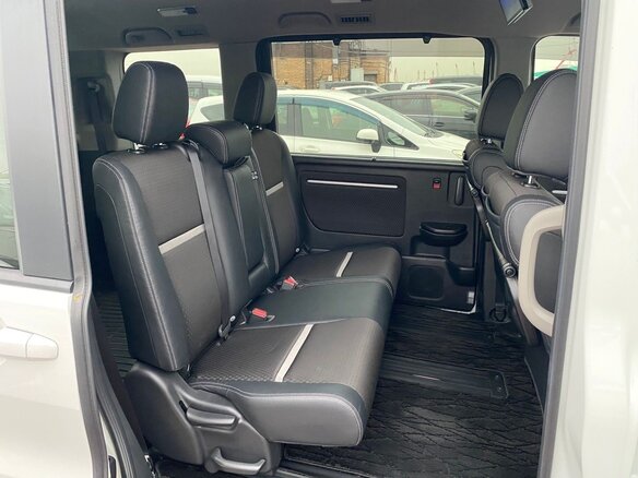 2019 Honda Stepwgn V Рестайлинг, белый, 3000000 рублей - вид 17