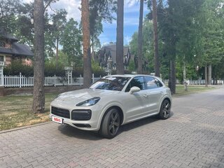 2021 Porsche Cayenne III, бежевый, 12000000 рублей, вид 3