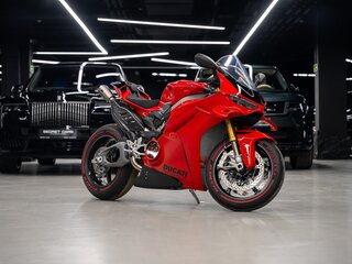 2024 Ducati Panigale V4, красный, 5299000 рублей, вид 1