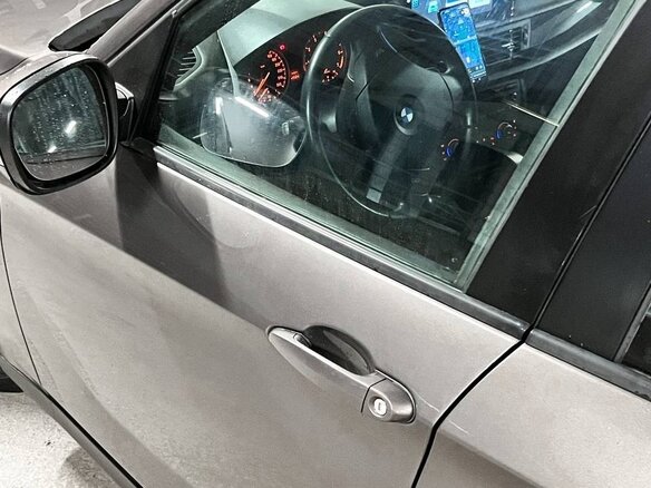 2011 BMW X1 18i I (E84), коричневый, 1390000 рублей - вид 25
