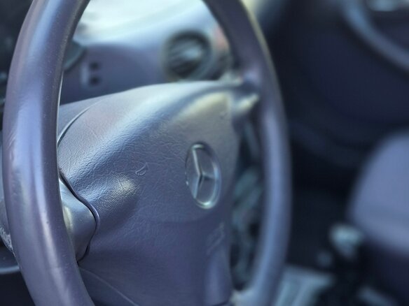 2001 Mercedes-Benz A-Класс 140 Long I (W168) Рестайлинг, синий, 330000 рублей - вид 21