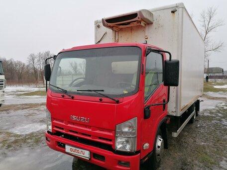 2015 Isuzu Elf (N-series), красный, 1700000 рублей, вид 1
