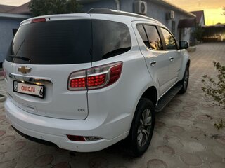 2021 Chevrolet TrailBlazer II Рестайлинг, белый, 3150000 рублей, вид 3