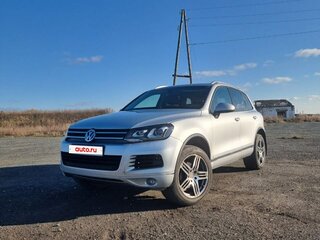 2010 Volkswagen Touareg II, серебристый, 1545000 рублей, вид 5