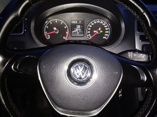 2017 Volkswagen Polo V Рестайлинг, чёрный, 1300000 рублей, вид 4