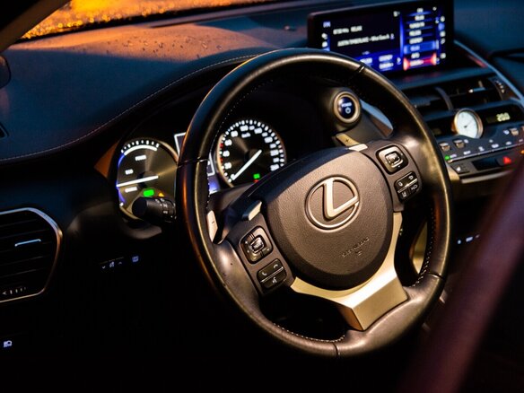 2018 Lexus NX 300h I Рестайлинг, серый, 3270833 рублей - вид 6