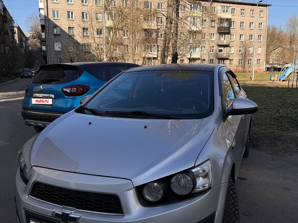 2012 Chevrolet Aveo II, серый, 679000 рублей
