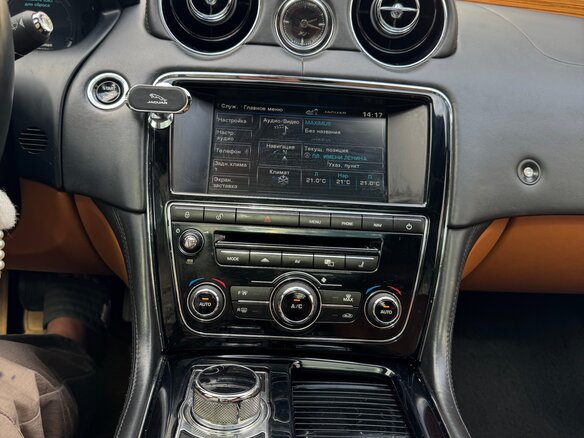2015 Jaguar XJ IV (X351), чёрный, 1850000 рублей - вид 12