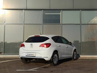 2013 Opel Astra J Рестайлинг, белый, 413000 рублей, вид 4