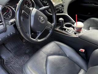 2021 Toyota Camry VIII (XV70), чёрный, 2820000 рублей, вид 5
