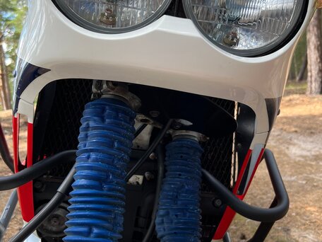 1995 Honda XRV 750 Africa Twin, белый, 350000 рублей, вид 2
