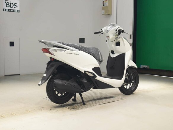 2021 Honda Lead 125, белый, 299999 рублей - вид 6