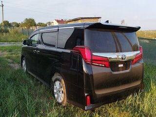 2022 Toyota Alphard III Рестайлинг, чёрный, 5750000 рублей, вид 5