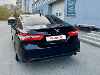 2018 Toyota Camry VIII (XV70), чёрный, 3100000 рублей, вид 4