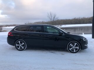2014 Peugeot 308 II, чёрный, 1015000 рублей, вид 3