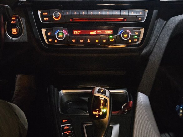 2014 BMW 4 серии 420i F32/F33/F36, красный, 2650000 рублей - вид 17