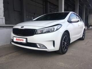 2019 Kia Cerato III Рестайлинг (Classic), белый, 1880000 рублей, вид 1