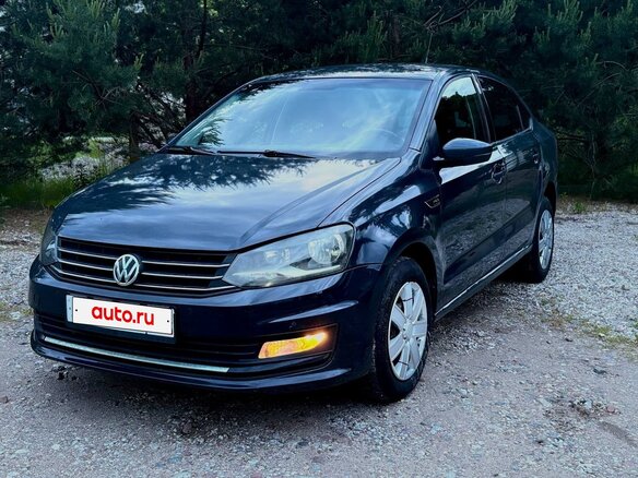 2018 Volkswagen Polo V Рестайлинг, серый, 900000 рублей