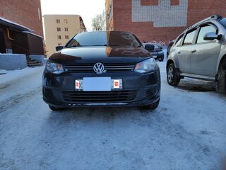 2014 Volkswagen Polo V, чёрный, 835000 рублей, вид 2