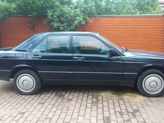 1984 Mercedes-Benz 190 (W201), синий, 600000 рублей, вид 4