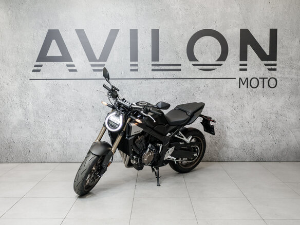 2026 Honda CB 650R, чёрный, 1330000 рублей - вид 2