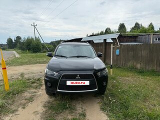 2012 Mitsubishi Outlander II Рестайлинг, чёрный, 1350000 рублей, вид 2