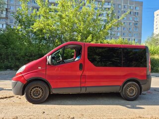 2010 Renault Trafic II Рестайлинг, красный, 1550000 рублей, вид 5