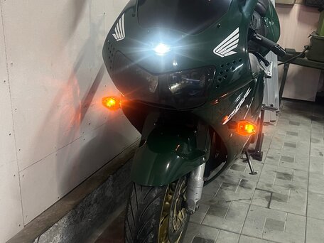 1999 Honda CBR 900RR Fireblade, зелёный, 370000 рублей, вид 1