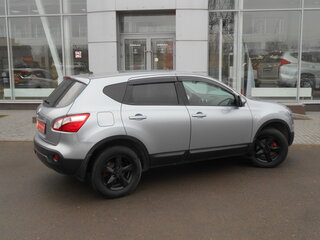 2012 Nissan Qashqai I Рестайлинг, серебристый, 1210000 рублей, вид 4