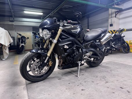 2009 Triumph Street Triple, чёрный, 450000 рублей, вид 2