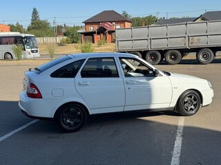 2015 Lada (ВАЗ) Priora I Рестайлинг, белый, 625000 рублей, вид 4