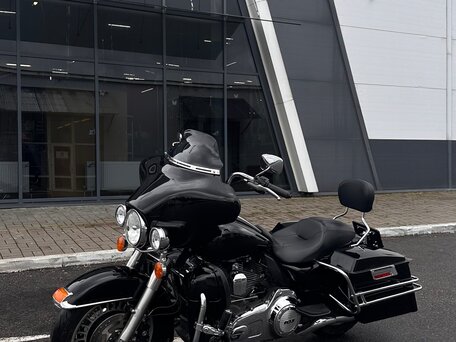 2011 Harley-Davidson Electra Glide, чёрный, 799000 рублей, вид 4