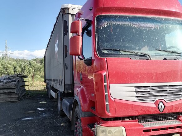 2011 Renault Premium, красный, 4000000 рублей - вид 18