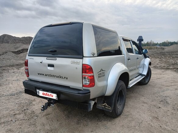 2014 Toyota Hilux Arctic Trucks AT38 VII Рестайлинг, серый, 3200000 рублей - вид 3