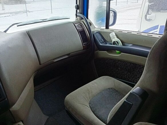 2006 DAF XF 105, синий, 3500000 рублей - вид 21