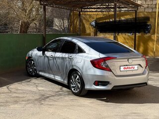 2018 Honda Civic X, серебристый, 1780000 рублей, вид 3