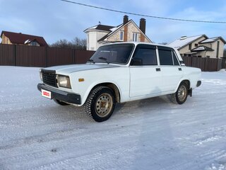 2004 Lada (ВАЗ) 2107, белый, 125000 рублей, вид 1