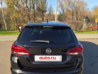 2020 Opel Astra K Рестайлинг, чёрный, 1850000 рублей, вид 5