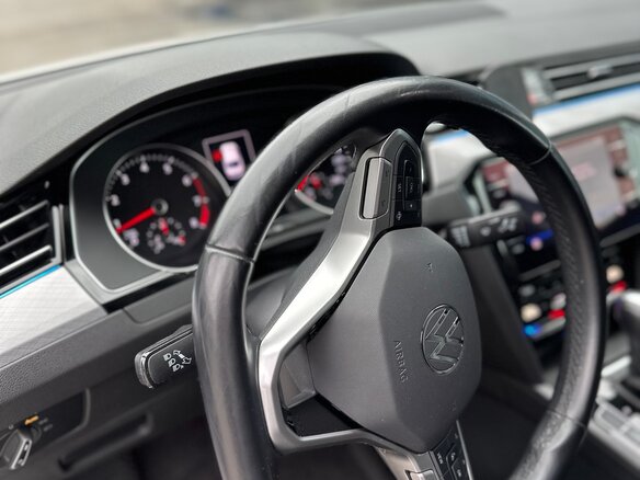 2020 Volkswagen Passat B8 Рестайлинг, белый, 2400000 рублей - вид 8