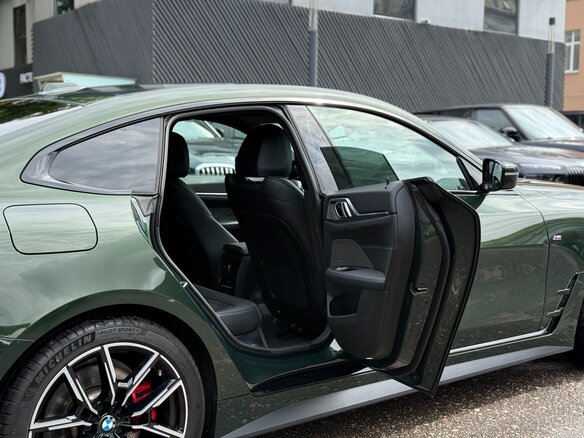 2023 BMW 4 серии Gran Coupe 430i xDrive G22, G23, G26, зелёный, 6060000 рублей - вид 11