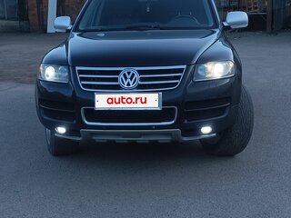 2006 Volkswagen Touareg I, чёрный, 999999 рублей, вид 2