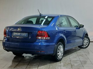 2017 Volkswagen Polo V Рестайлинг, синий, 920000 рублей, вид 4